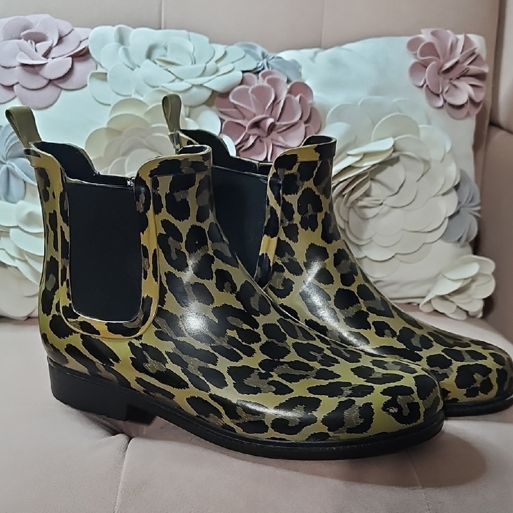 Leopard Print Ankle Rain Boots